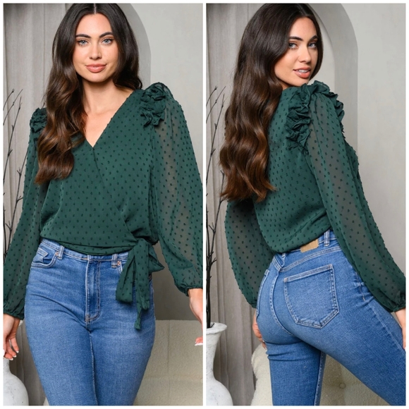 PEACH LOVE CALIFORNIA Boho Chic Long Sleeves Top - Picture 2 of 6